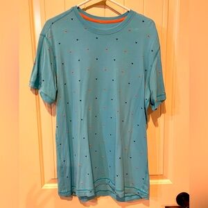 Men’s Lululemon Short Sleeve Shirt. Size Medium.